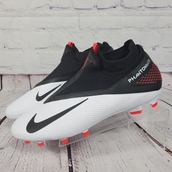 nike phantom vision pro soccer cleats